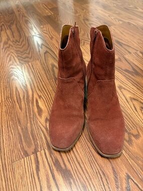 Lucky Suede Ankle Boots - Rust Brown